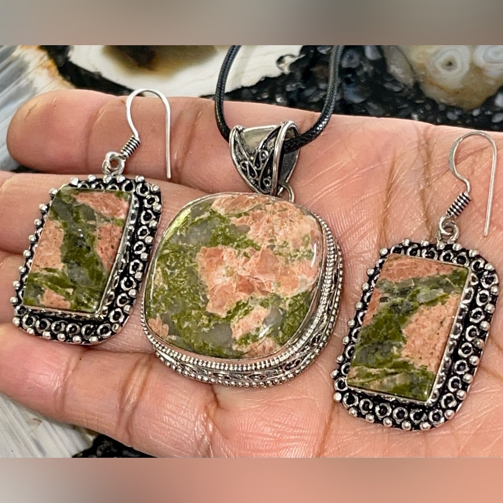 Unakite Jasper Pendant & Earrings Set